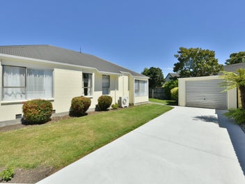 2/16 Mulberry Place, Redwood, Christchurch