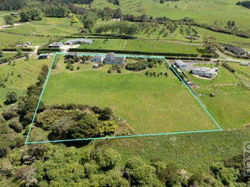 83 Mount Albion Rise, Taupaki, Henderson
