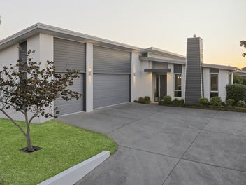 18 Eastridge Terrace, Huntington, Hamilton