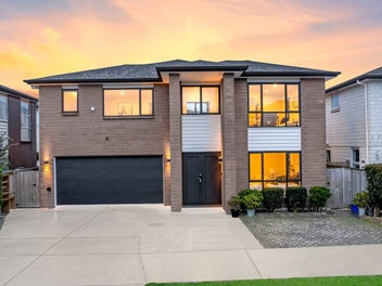 19 Carrickdawson Drive, Flat Bush, Auckland