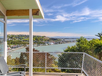 48 Kinsey Terrace, Clifton, Christchurch