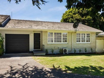 2/99 Panama Road, Mount Wellington, Auckland