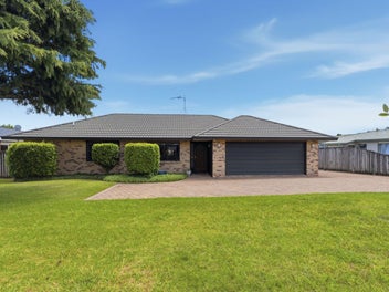 7 Burnt Oak Drive, Pyes Pa, Tauranga