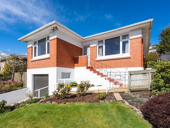 69 Kaikorai Valley Road, Kaikorai, Dunedin