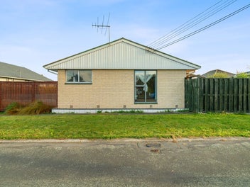 1/30 Garvins Road, Hornby, Christchurch