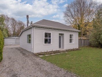 11 Philip Street, Coalgate