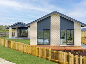 19B Silverwood Lane, Leamington, Cambridge