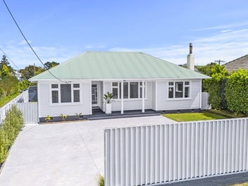 130 Seaview Road, Westown, New Plymouth