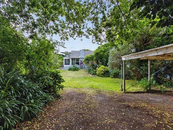 100 Alexander Road, Raumati Beach, Paraparaumu