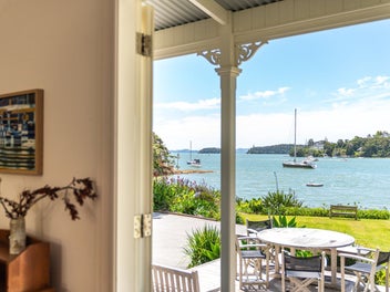 16 Creswell STreet, Opua, OPUA