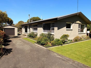 121 Grant Road, Otatara