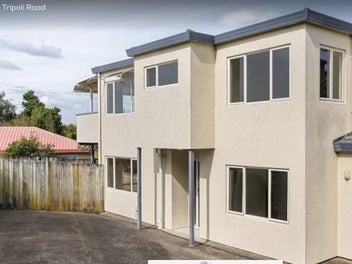 8 Tripoli Road, Panmure, Auckland