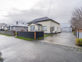 25 Huron Street, East Gore, Gore
