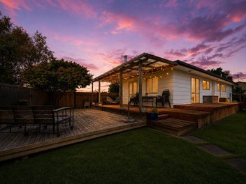 34 Rosedale Crescent, Cloverlea, Palmerston North