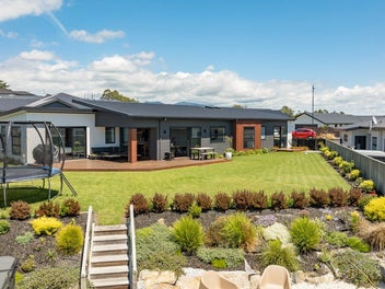 68 Katania Heights, Brightwater, Brightwater