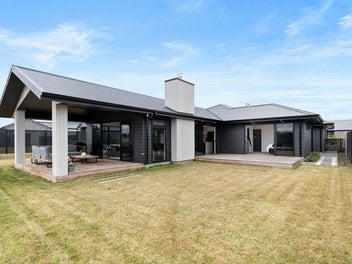 12 Ngaru Crescent, Richmond Heights, Taupo