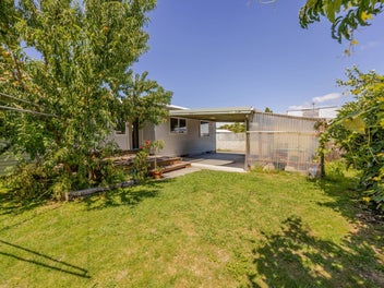 69 Murphy Road, Taradale, Napier