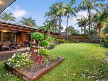 72 Lothian Brae, Wattle Downs, Auckland