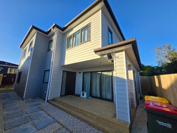 12 Galloway Crescent, Farm Cove, Auckland