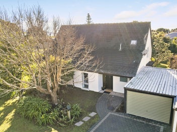 1 Arthur Street, Paraparaumu Beach, Paraparaumu