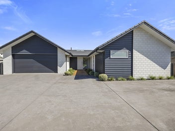 7 Tupare Place, Highlands Park, New Plymouth