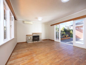 38 Longburn Road, Henderson, Auckland