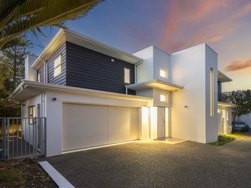 10A Waterloo Road, Milford, Auckland