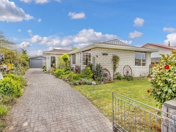 6 Sequoia Place, Parklands, Christchurch