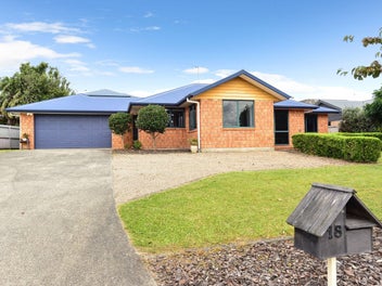 18 Everton Place, Grandview Heights, Hamilton