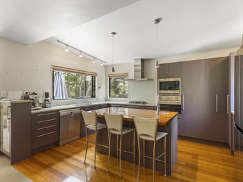 36 Inglis Street, Birkenhead, Auckland