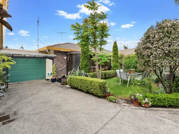 2/12 Moenui Avenue, Orewa, Orewa