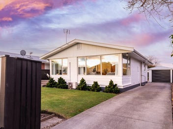 2/4 Lansbury Avenue, Strowan, Christchurch