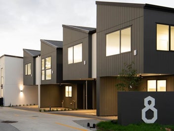 8B Nedlands Place, Burswood, Auckland