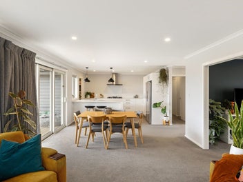 1 Gibraltar Way, Fitzherbert, Palmerston North