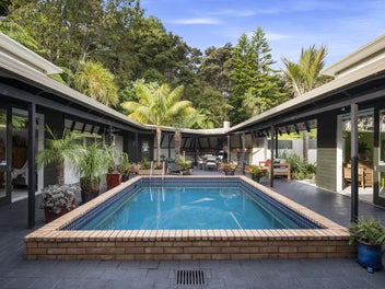 54 Tainui Road, Titirangi, Auckland