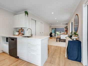 12 Mata Lane, Stanmore Bay, Whangaparāoa