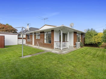 F2/59 Kowhai Avenue, Ebdentown, Upper Hutt