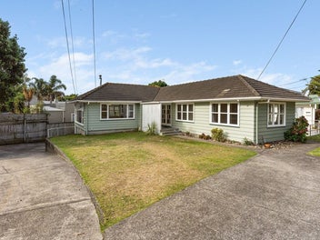 9 Bluegum Road, Paraparaumu Beach, Paraparaumu