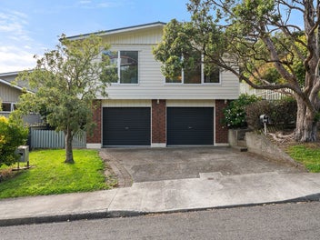 7 Chisbury Street, Churton Park, Wellington