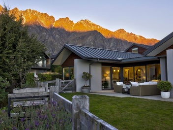 2 Aberdare Court, Jacks Point, Queenstown