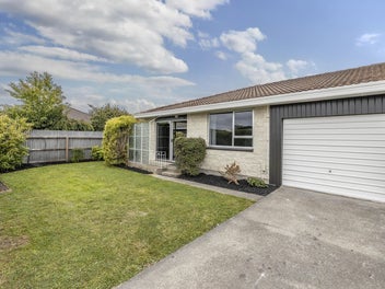 1/10 Nyoli Street, Northcote, Christchurch