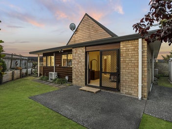 18/18 Williams Road, Hobsonville, Auckland