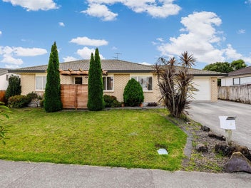 4 Ksenia Drive, Flat Bush, Auckland