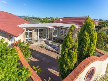 2 Marewa Place, Waikanae Beach, Waikanae