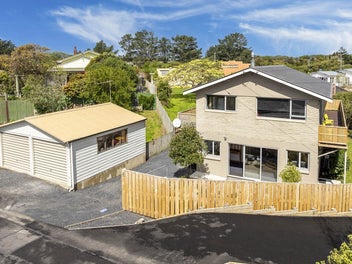 4 Mcintosh Road, Brighton, Dunedin