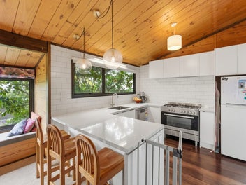 10A Virginia Place, Whalers Gate, New Plymouth