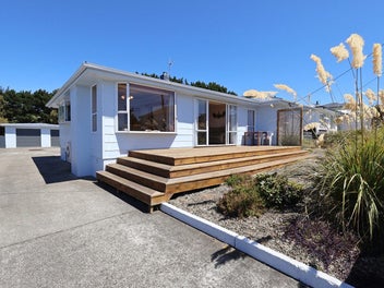 328 Barrow Street, Bluff