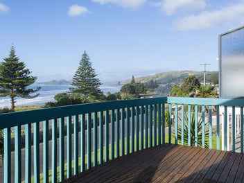 8 Sirrah Street, Okitu, Gisborne