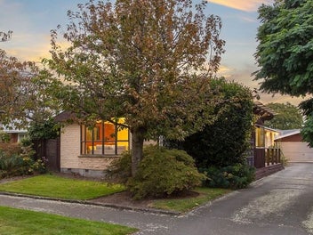 11 Dunster Street, Burnside, Christchurch