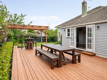 4 Casey Avenue, Fairfield, Hamilton